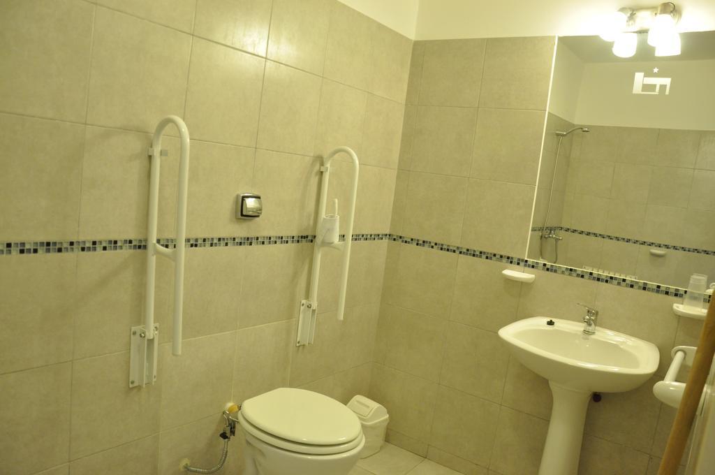 Hotel La Fontana Вилья-Долорес Номер фото